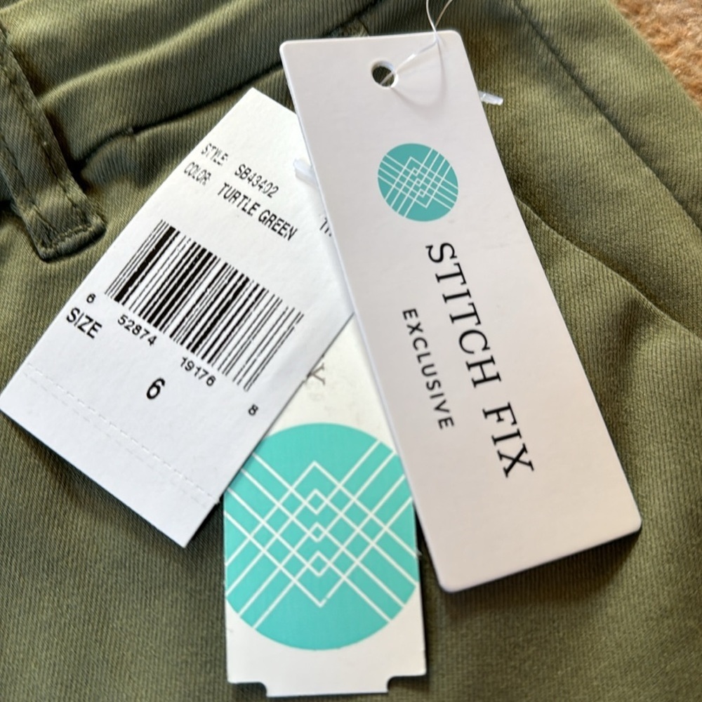 NWT KUT from the kloth thora slash pocket Bermuda short green size 6 - Picture 12 of 15